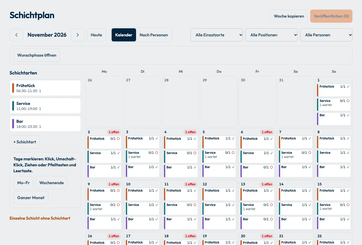 Bildschirmfoto von enoono: Schichtplan im Kalender